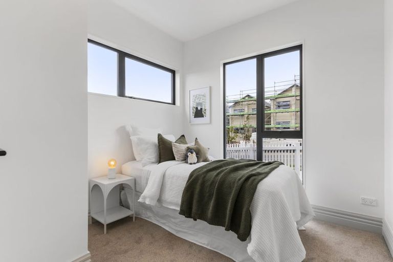 Photo of property in 44 Taukahiwi Road, Pukekohe, 2120