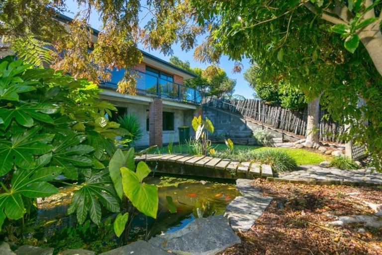 Photo of property in 11d Redwood Crescent, Hurdon, New Plymouth, 4310