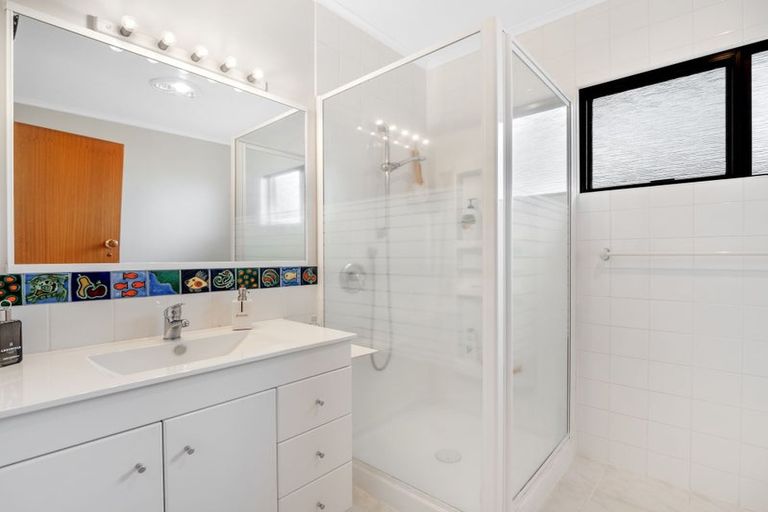 Photo of property in 10 Heron Crescent, Katikati, 3129