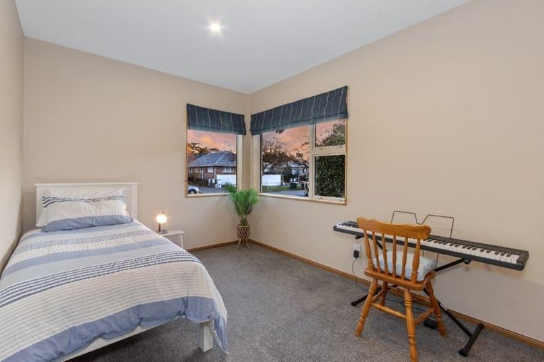 Photo of property in 36 Remuera Avenue, Cashmere, Christchurch, 8022