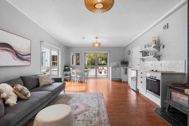 Photo of property in 399 Dalefield Road, Dalefield, Carterton, 5791