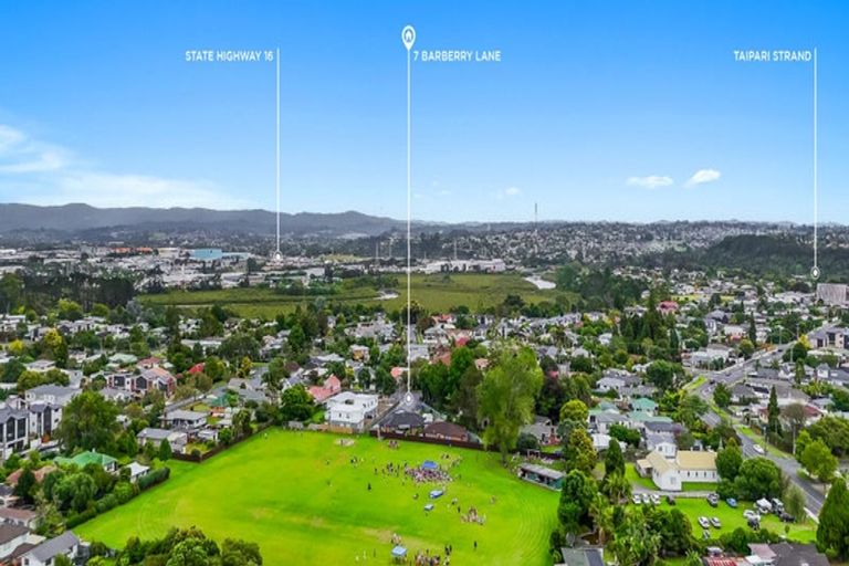 Photo of property in 7 Barberry Lane, Te Atatu Peninsula, Auckland, 0610