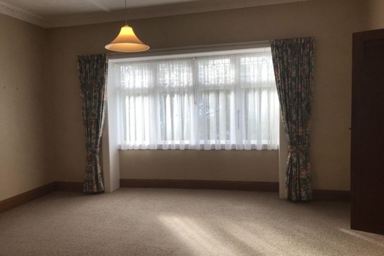 Photo of property in 342 The Parade, Island Bay, Wellington, 6023