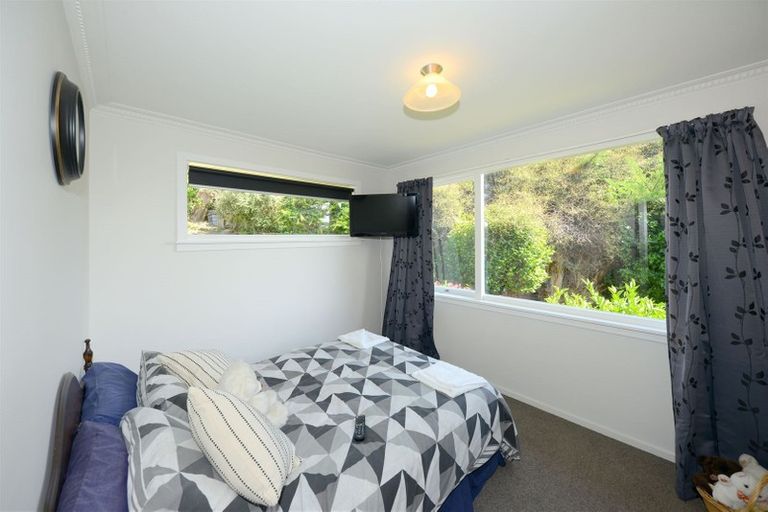 Photo of property in 44 Landsdowne Terrace, Cashmere, Christchurch, 8022