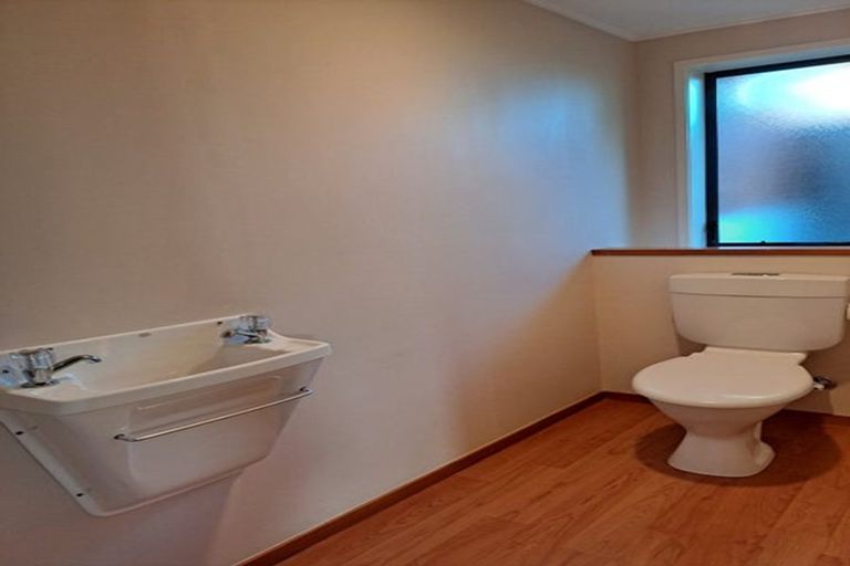 Photo of property in 18 Sharples Place, Somerville, Auckland, 2014