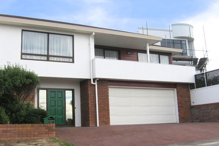 Photo of property in 14 Signallers Grove, Strathmore Park, Wellington, 6022