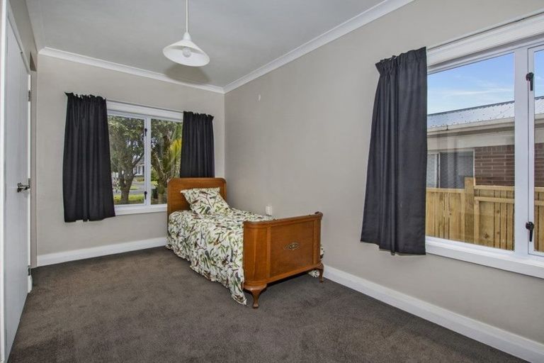 Photo of property in 33 Lovatt Crescent, Kensington, Whangarei, 0112