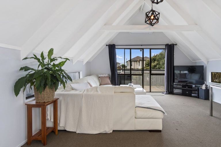 Photo of property in 1281 Papamoa Beach Road, Papamoa Beach, Papamoa, 3118