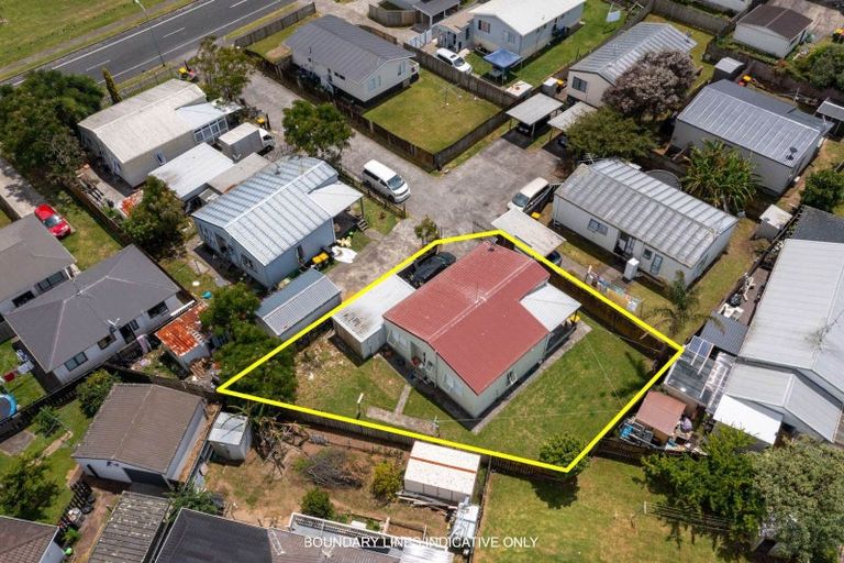 Photo of property in 1/142 Shifnal Drive, Randwick Park, Auckland, 2105