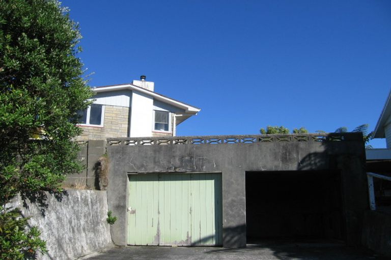 Photo of property in 4 Maldive Street, Khandallah, Wellington, 6035