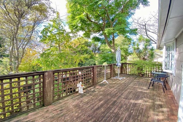 Photo of property in 98/98a Glenpark Avenue, Frankleigh Park, New Plymouth, 4310