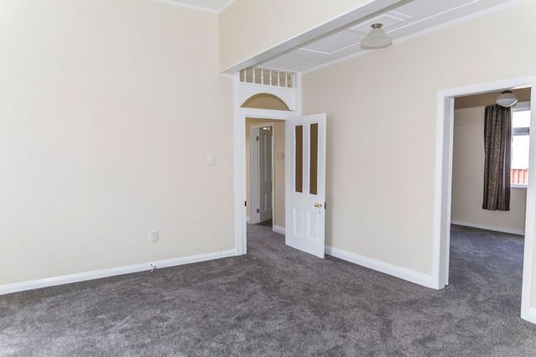 Photo of property in 40 Mcphee Street, Dannevirke, 4930