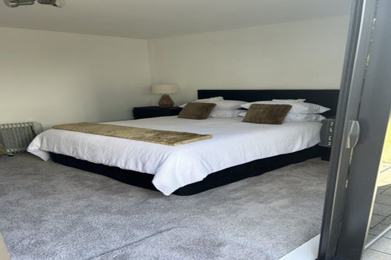 Photo of property in 35 Langana Avenue, Browns Bay, Auckland, 0630