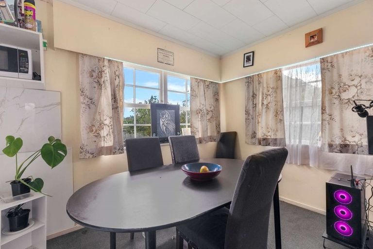 Photo of property in 1/28 Alfriston Road, Manurewa East, Auckland, 2102