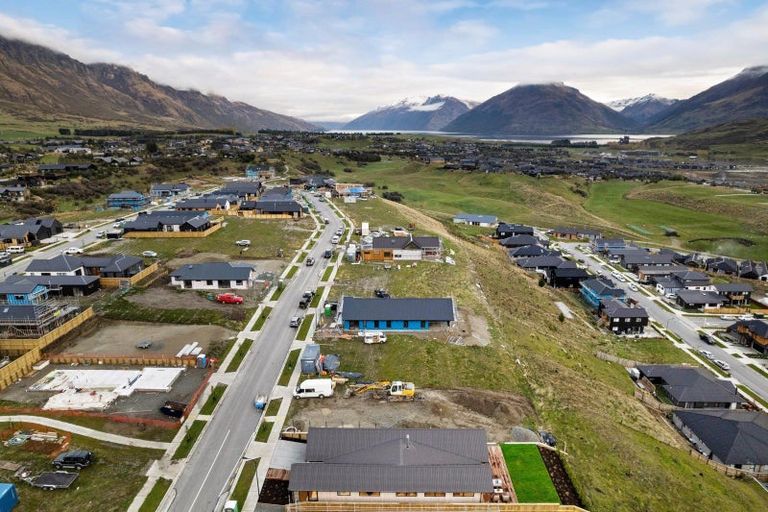 Photo of property in 125 Spur Ridge Rise, Jacks Point, 9371