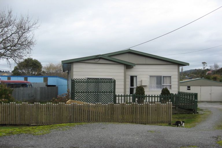 Photo of property in 38 Mills Street, Runanga, 7803