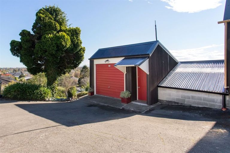 Photo of property in 1/3 Conifer Place, Huntsbury, Christchurch, 8022