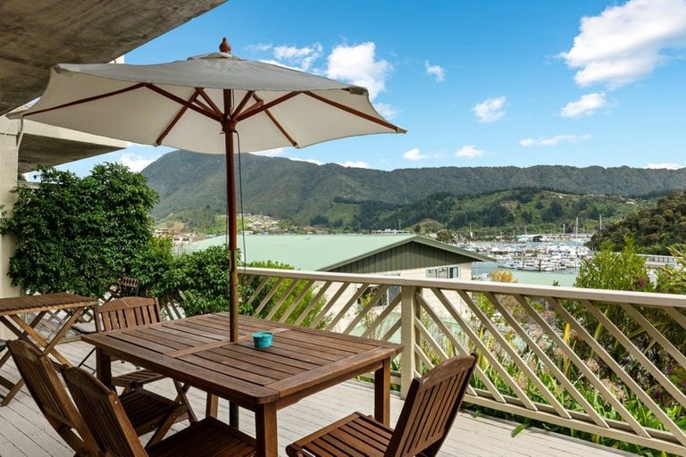 Photo of property in 6c Rutland Street, Picton, 7220