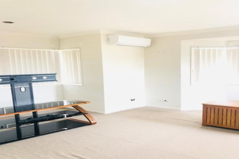 Photo of property in 219 Hill Road, The Gardens, Auckland, 2105