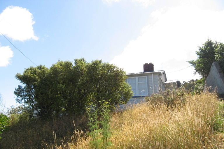 Photo of property in 31 Cornwall Road, Lyttelton, 8082