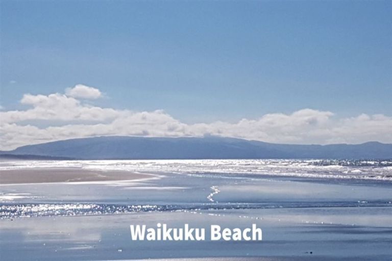 Photo of property in 20 Collins Drive, Waikuku Beach, 7402