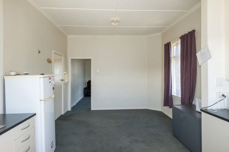Photo of property in 38 Kirkcaldy Street, South Dunedin, Dunedin, 9012