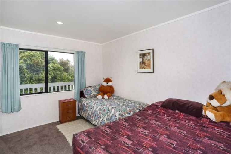 Photo of property in 150 Kaipara Road, Papakura, 2582
