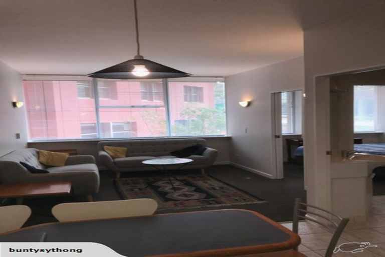 Photo of property in Terrace Tower Apartments, 1d/126 The Terrace, Wellington Central, Wellington, 6011