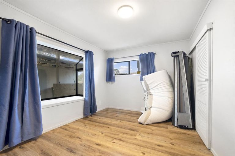 Photo of property in 142 Stredwick Drive, Torbay, Auckland, 0630