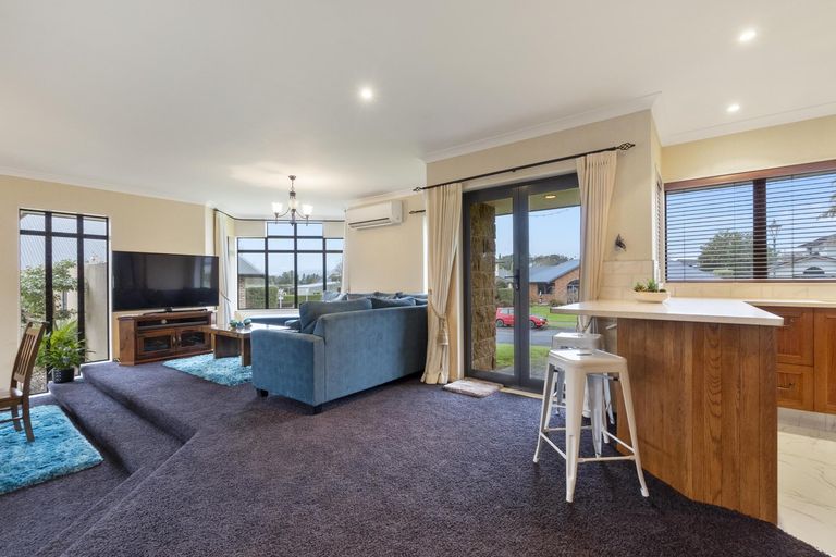 Photo of property in 19 Holmwood Park Drive, Morrinsville, 3300