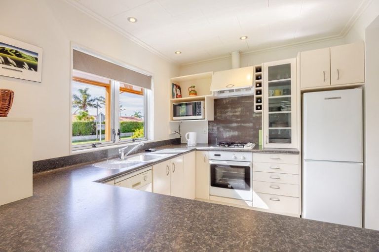 Photo of property in 13 Westminster Avenue, Tamatea, Napier, 4112