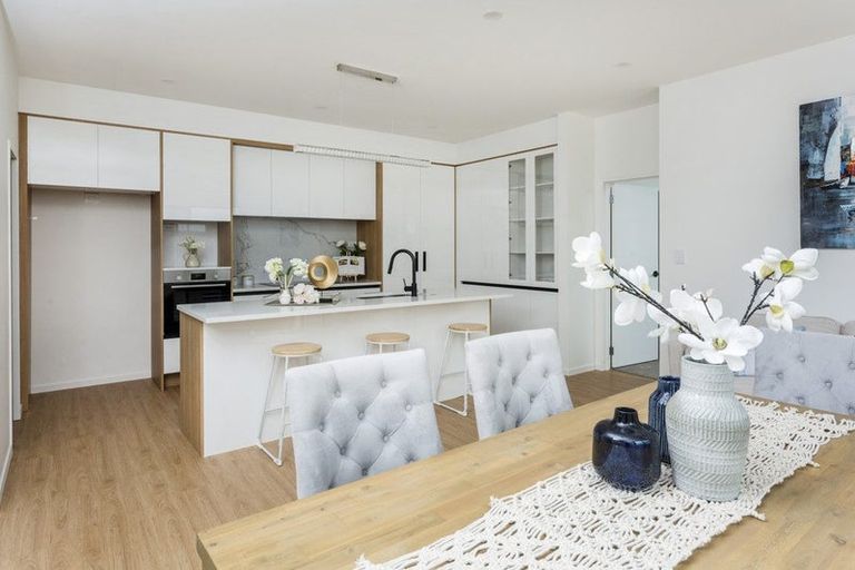 Photo of property in 75 Clarks Beach Road, Clarks Beach, 2122