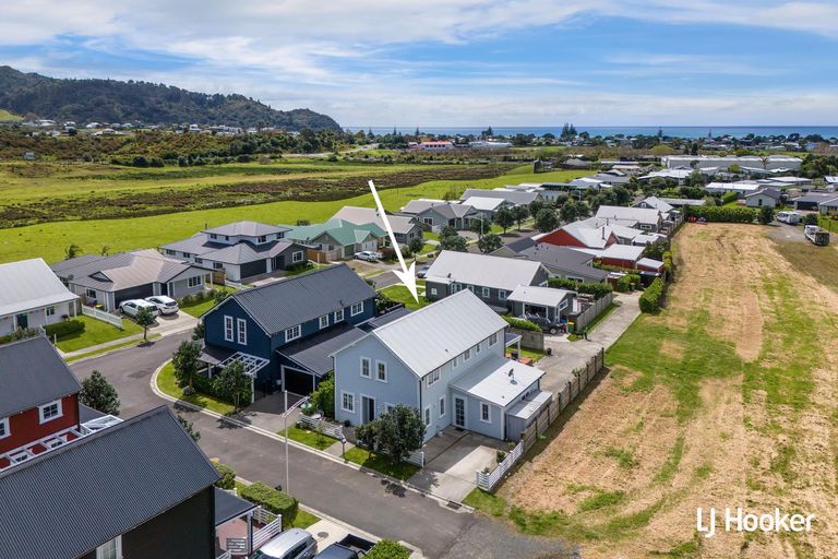 Photo of property in 41 Ocean Breeze Drive, Waihi Beach, 3611