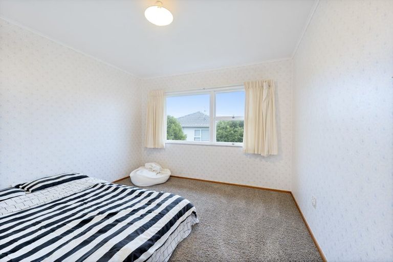 Photo of property in 175 Waimumu Road, Massey, Auckland, 0614