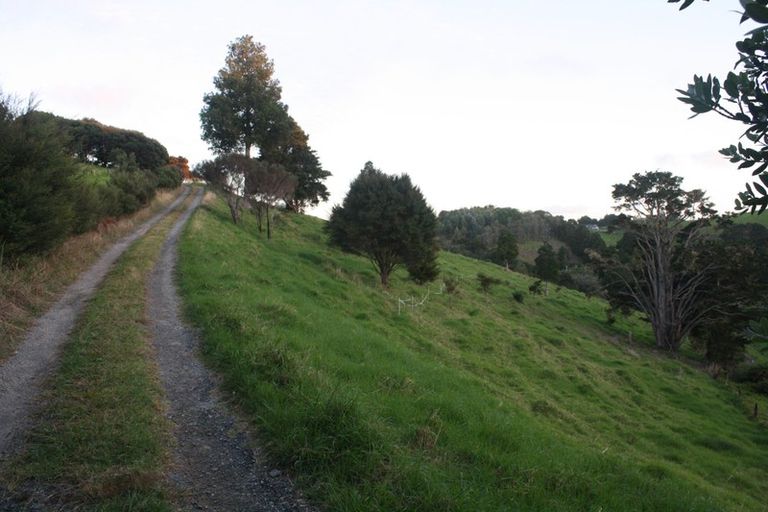 Photo of property in 169 Te Toiroa Road, Ngunguru, Whangarei, 0173