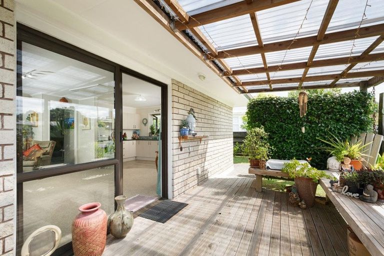 Photo of property in 4a Otto Road, Waihi Beach, 3611