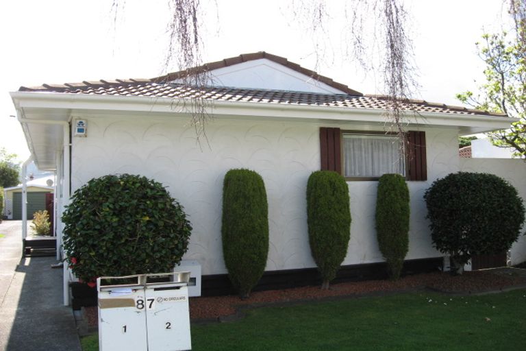 Photo of property in 2/87 Waiwhetu Road, Waterloo, Lower Hutt, 5011