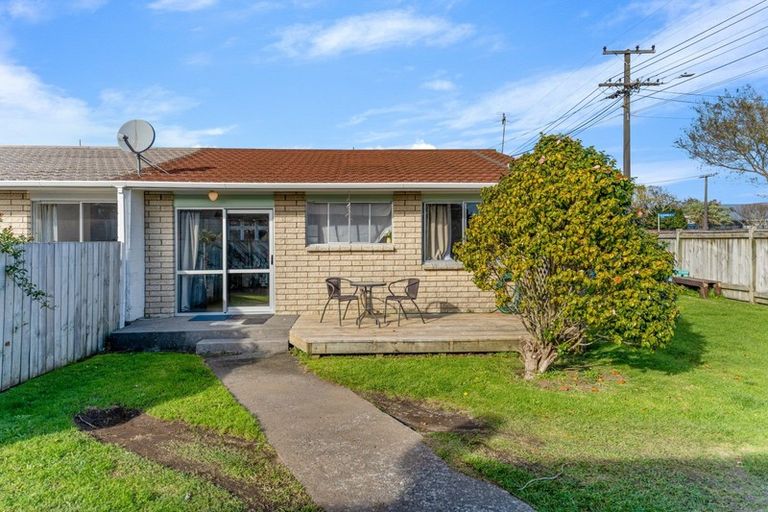 Photo of property in 1/41 Doone Street, Lynmouth, New Plymouth, 4310