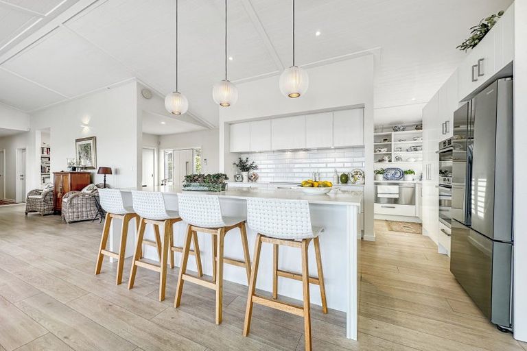 Photo of property in 97 Highland Drive, Acacia Bay, Taupo, 3385