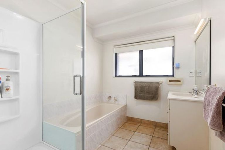 Photo of property in 22 Rochester Place, Bethlehem, Tauranga, 3110