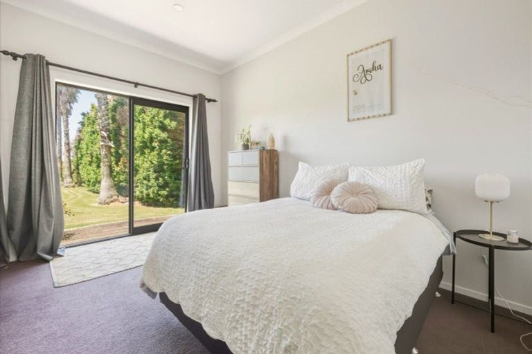 Photo of property in 15 Saint Clair Place, Papamoa Beach, Papamoa, 3118