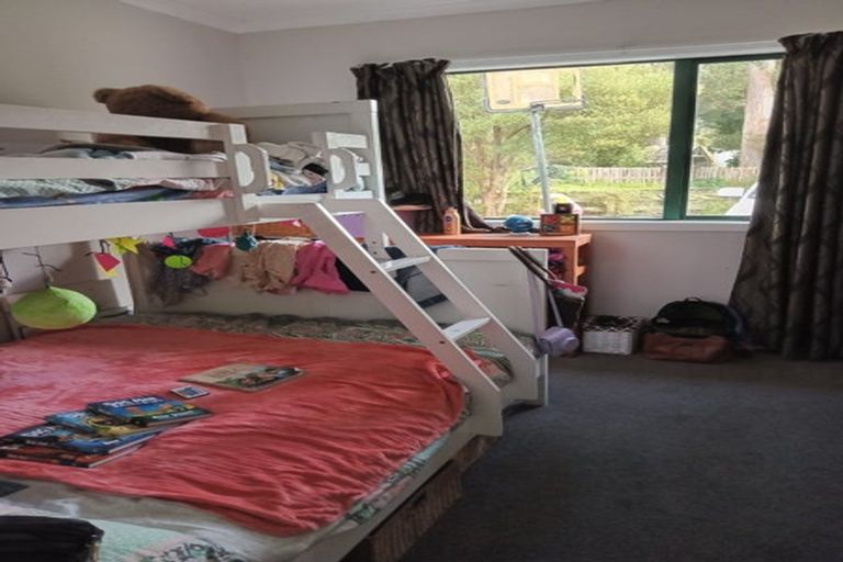 Photo of property in 4 Kereru Grove, Featherston, 5710