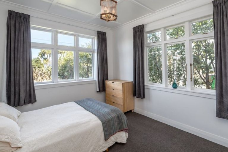 Photo of property in 65 Brandon Street, Featherston, 5710