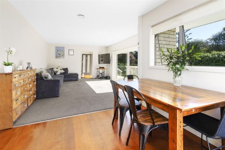 Photo of property in 2 Ponui Place, Mairangi Bay, Auckland, 0630