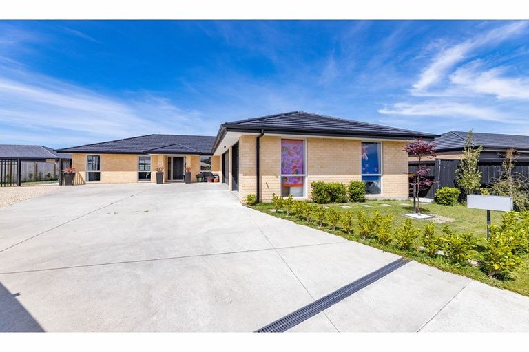 Photo of property in 20 Blair Place, Kaiapoi, 7630