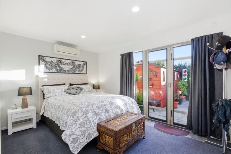 Photo of property in 2 Thornlea Drive, Welcome Bay, Tauranga, 3112