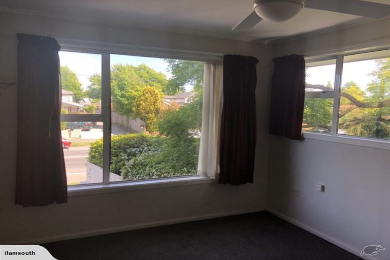 Photo of property in 124 Waimairi Road, Ilam, Christchurch, 8041