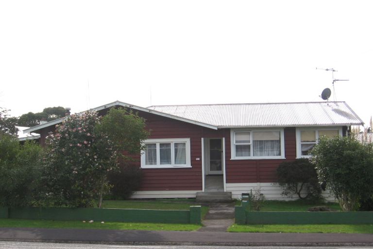 Photo of property in 128 Rimu Street, Maeroa, Hamilton, 3200