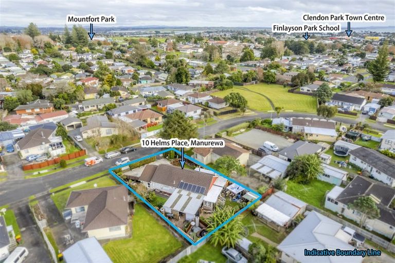 Photo of property in 10 Helms Place, Manurewa, Auckland, 2102