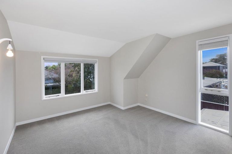 Photo of property in 32 Hawthorne Street, Strowan, Christchurch, 8052